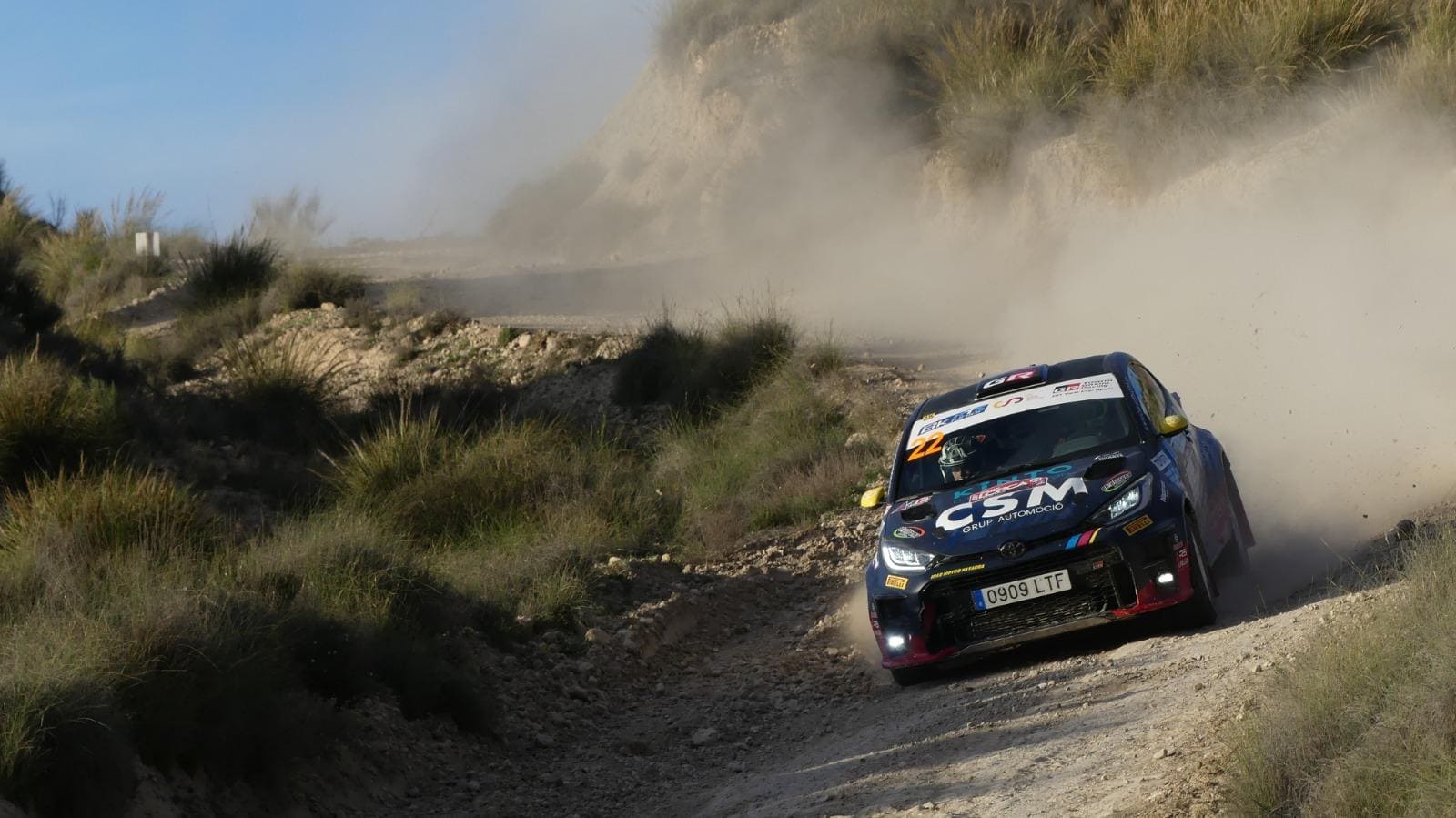 Mikel Etxeberria - Colocación de Patrocinadores 7